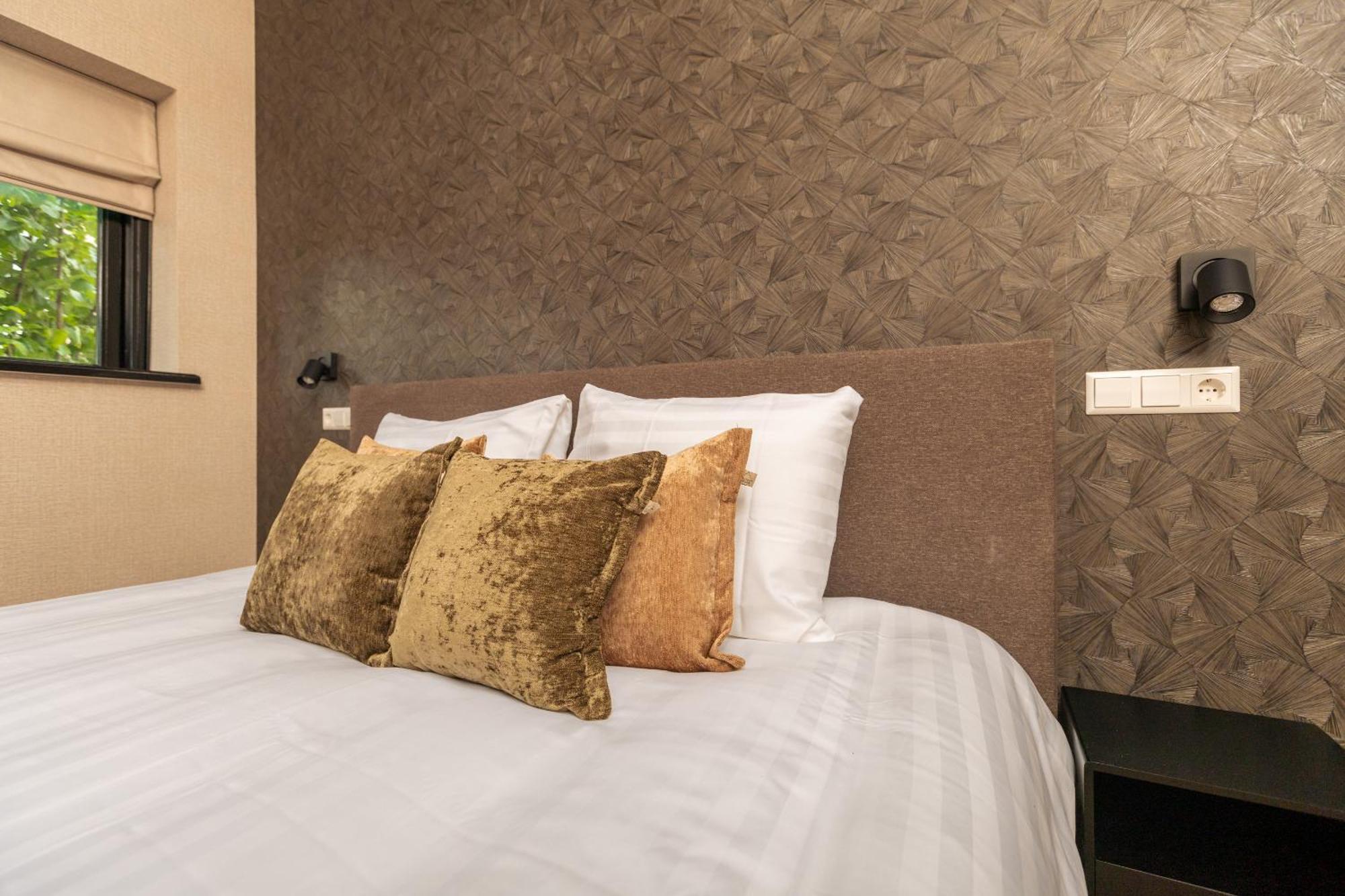 Hotel Twenty-Three Amsterdam Airport Хоофдорп Екстериор снимка