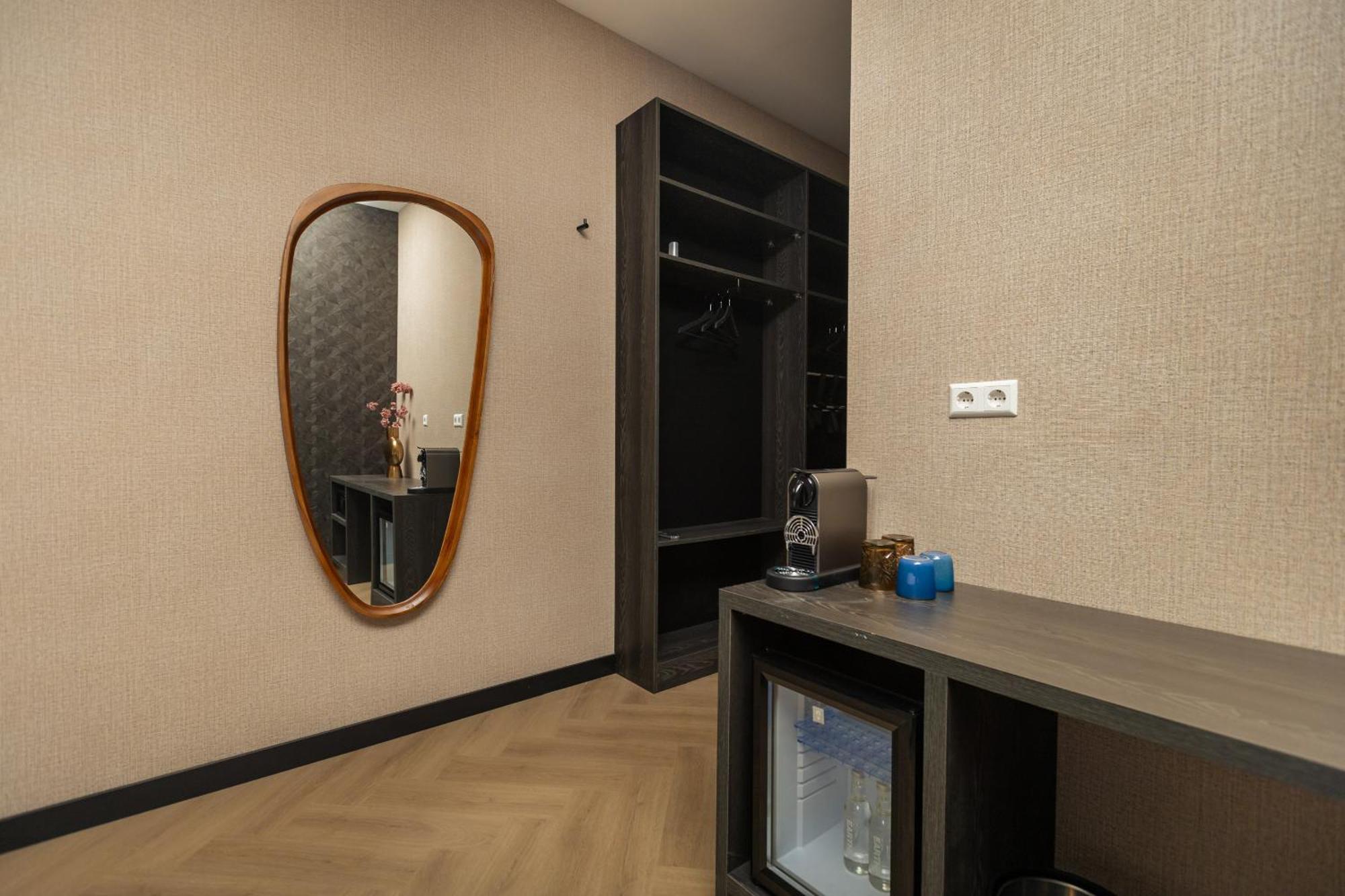 Hotel Twenty-Three Amsterdam Airport Хоофдорп Стая снимка