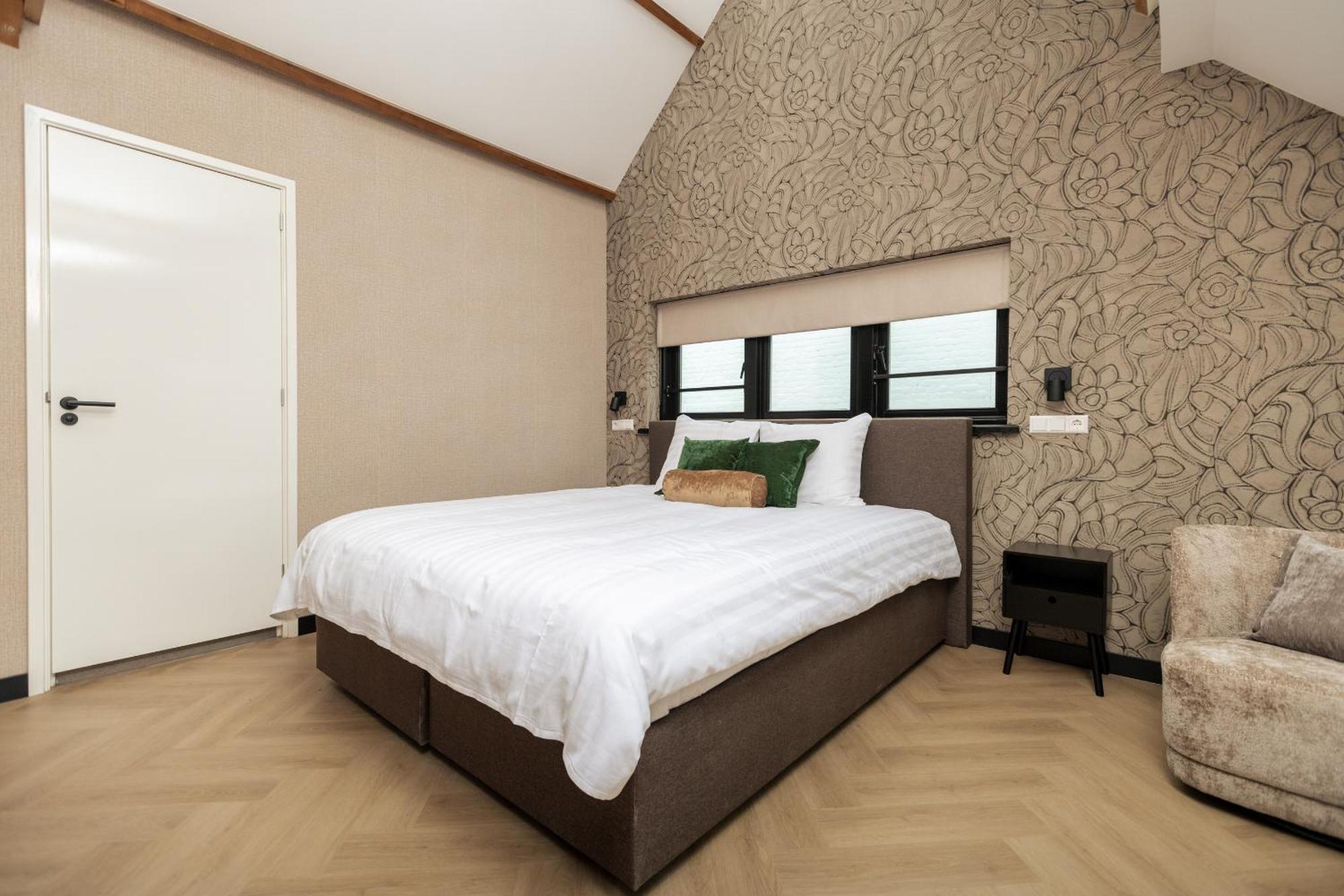 Hotel Twenty-Three Amsterdam Airport Хоофдорп Екстериор снимка
