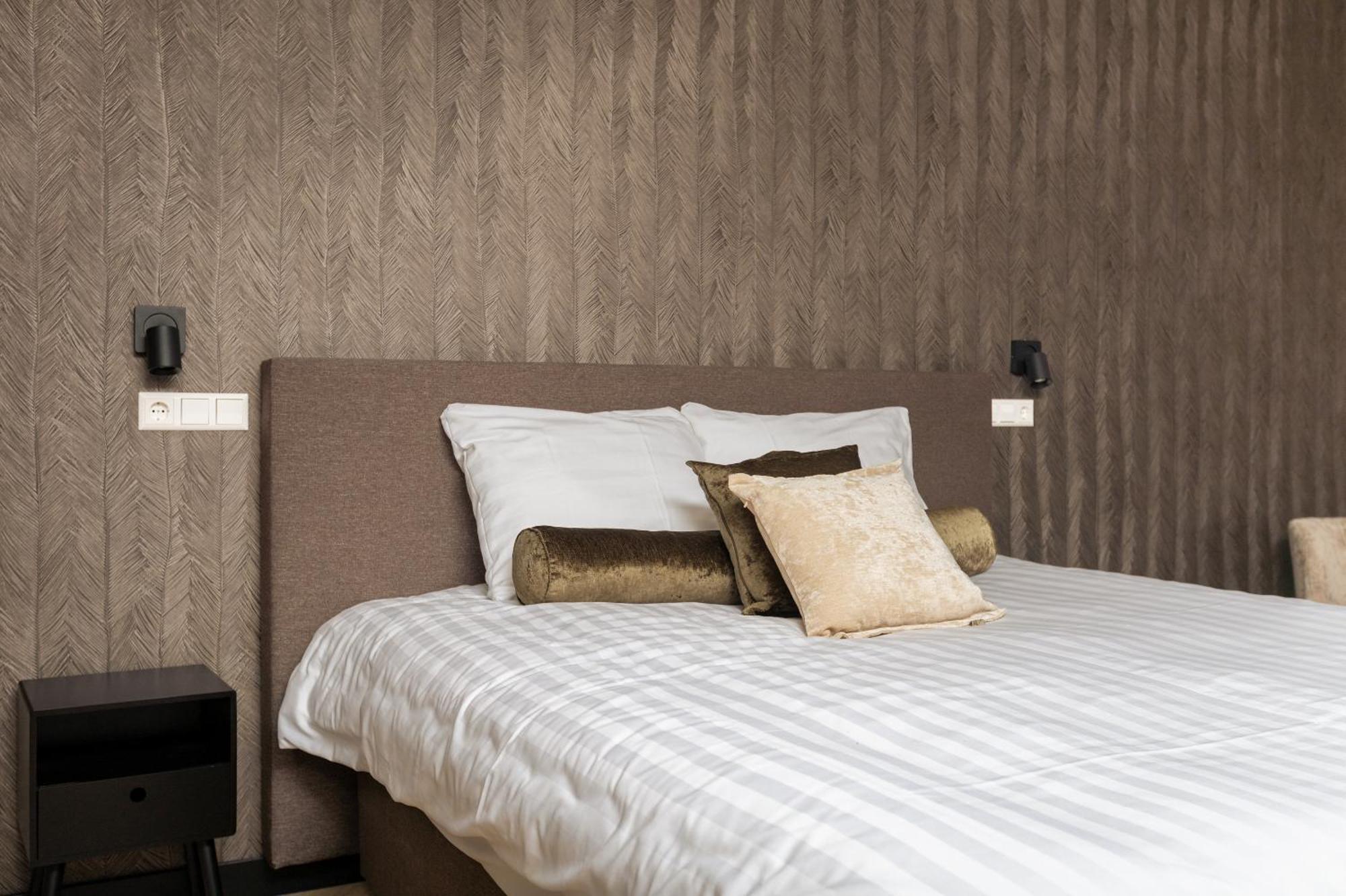 Hotel Twenty-Three Amsterdam Airport Хоофдорп Стая снимка