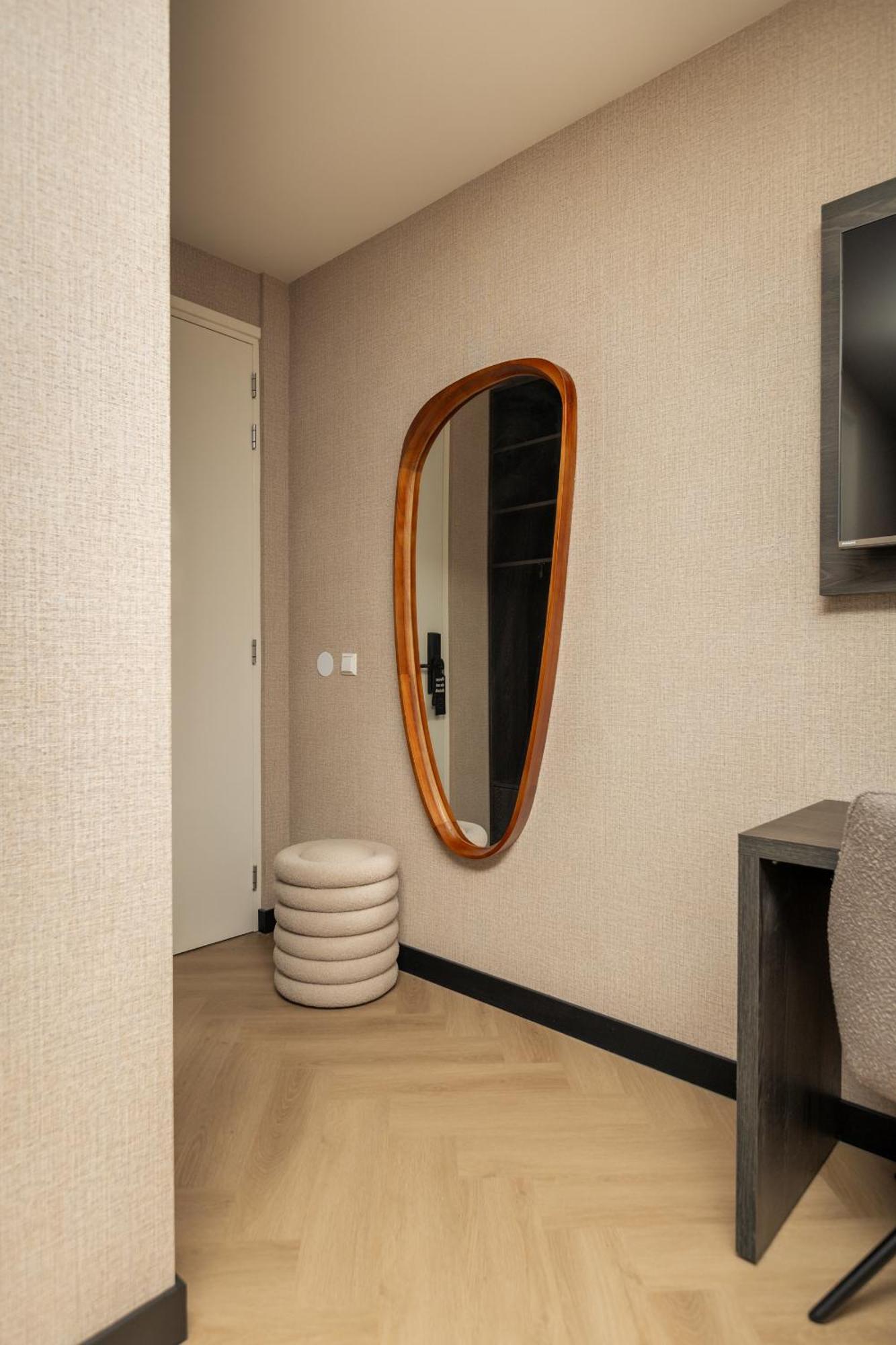 Hotel Twenty-Three Amsterdam Airport Хоофдорп Стая снимка