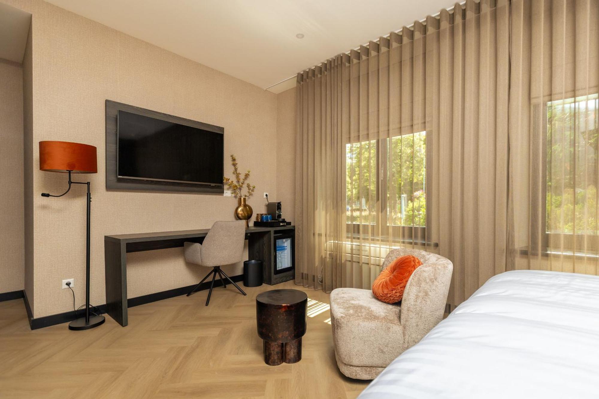 Hotel Twenty-Three Amsterdam Airport Хоофдорп Екстериор снимка