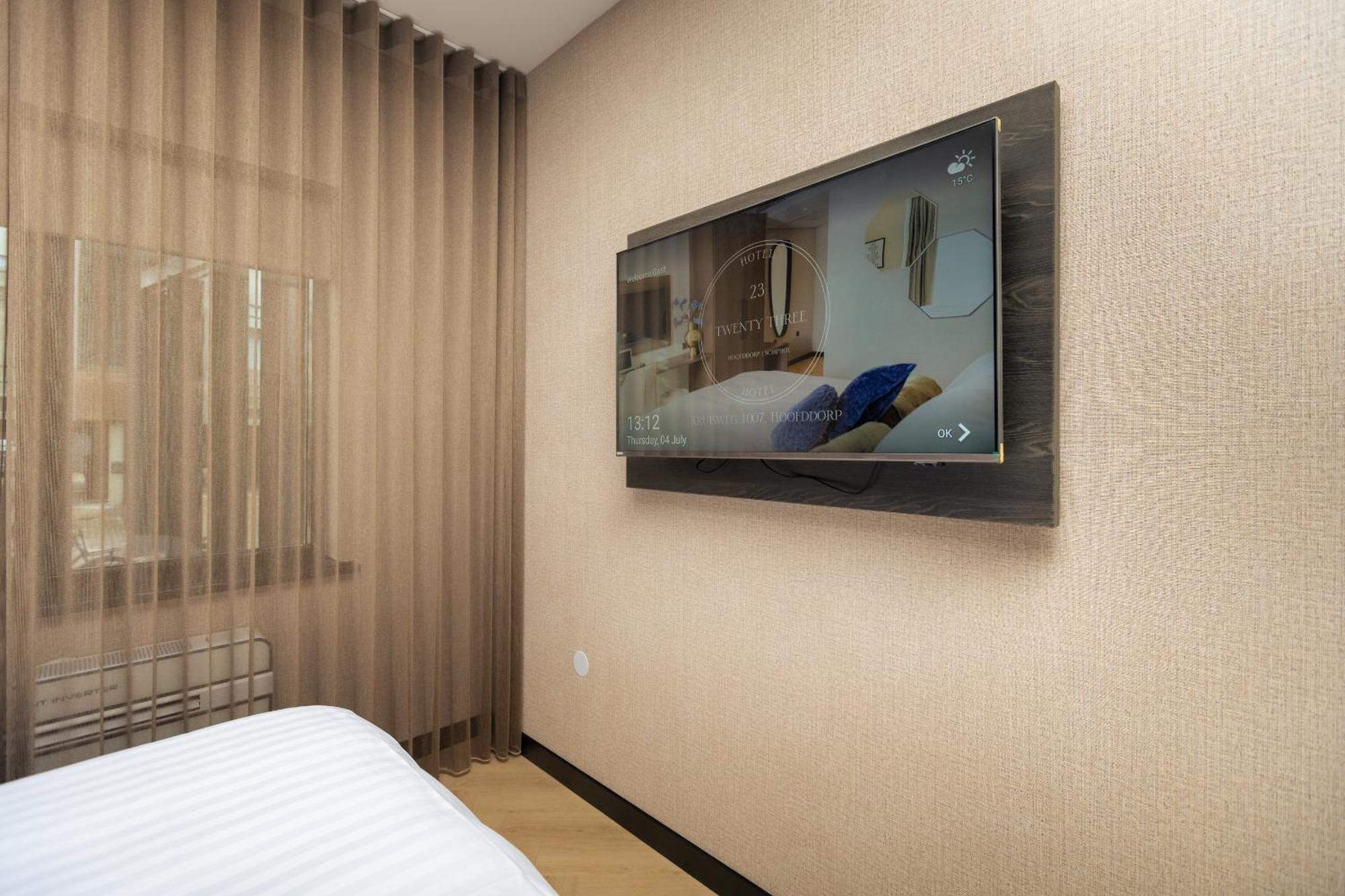 Hotel Twenty-Three Amsterdam Airport Хоофдорп Екстериор снимка