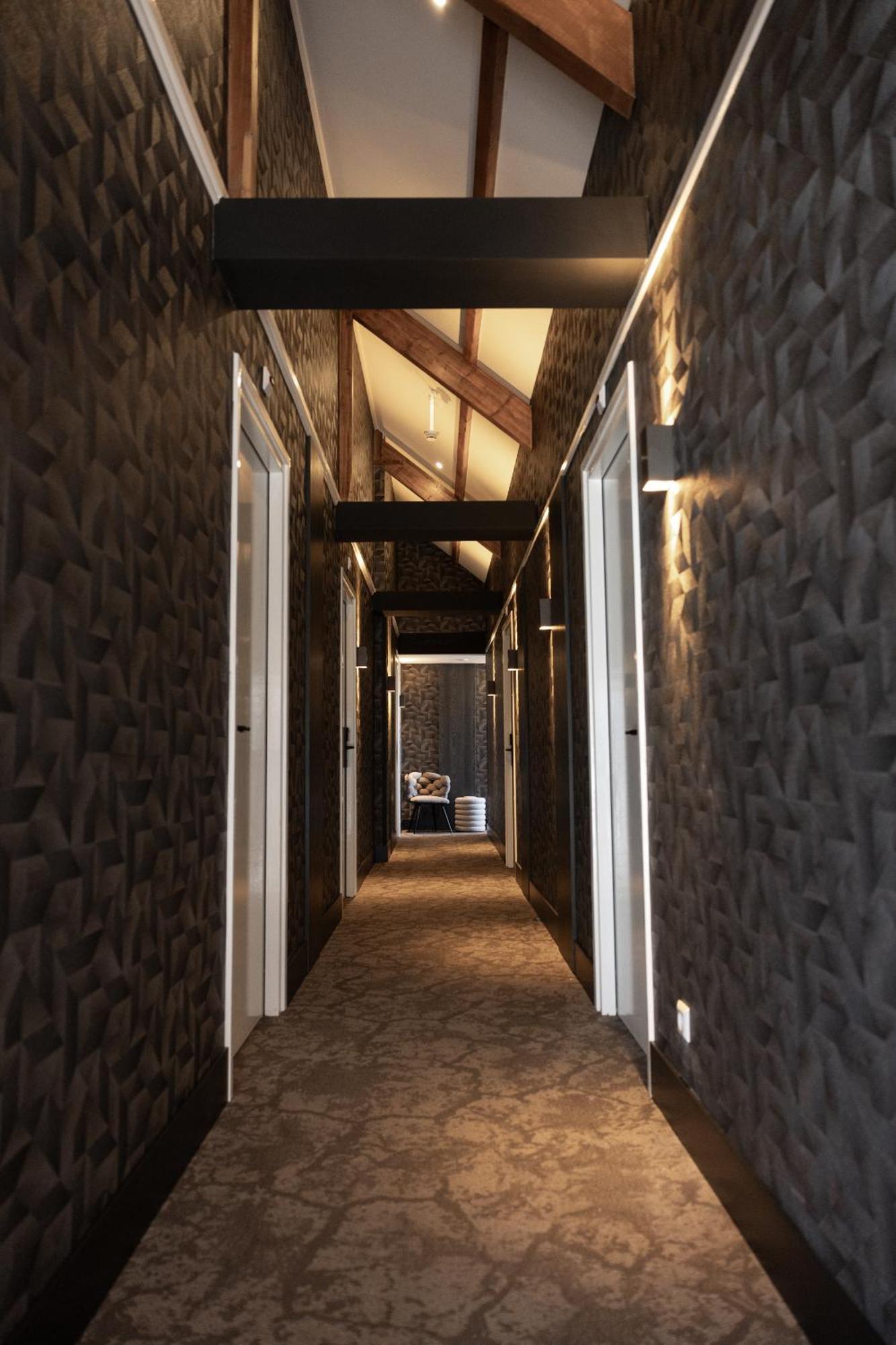 Hotel Twenty-Three Amsterdam Airport Хоофдорп Екстериор снимка