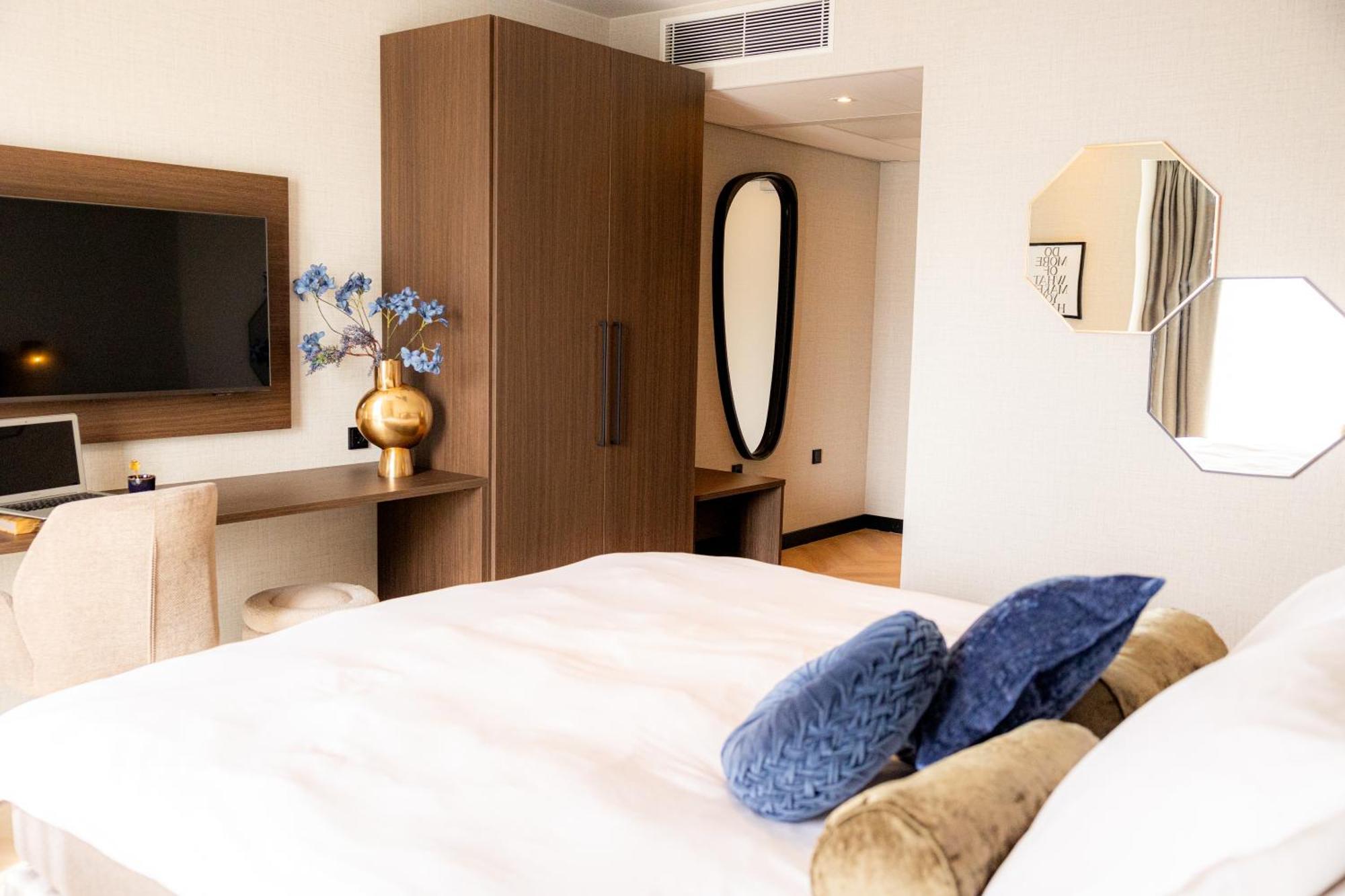Hotel Twenty-Three Amsterdam Airport Хоофдорп Екстериор снимка
