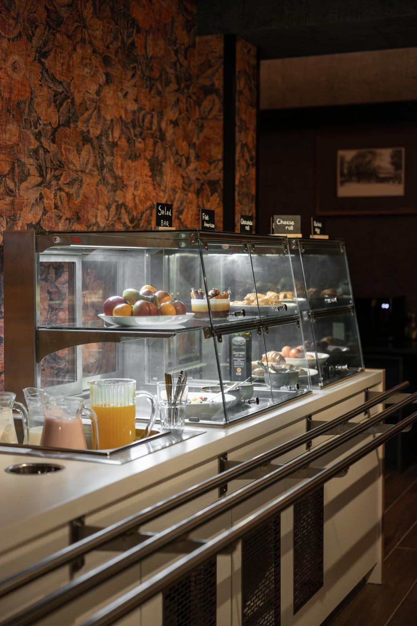Hotel Twenty-Three Amsterdam Airport Хоофдорп Екстериор снимка
